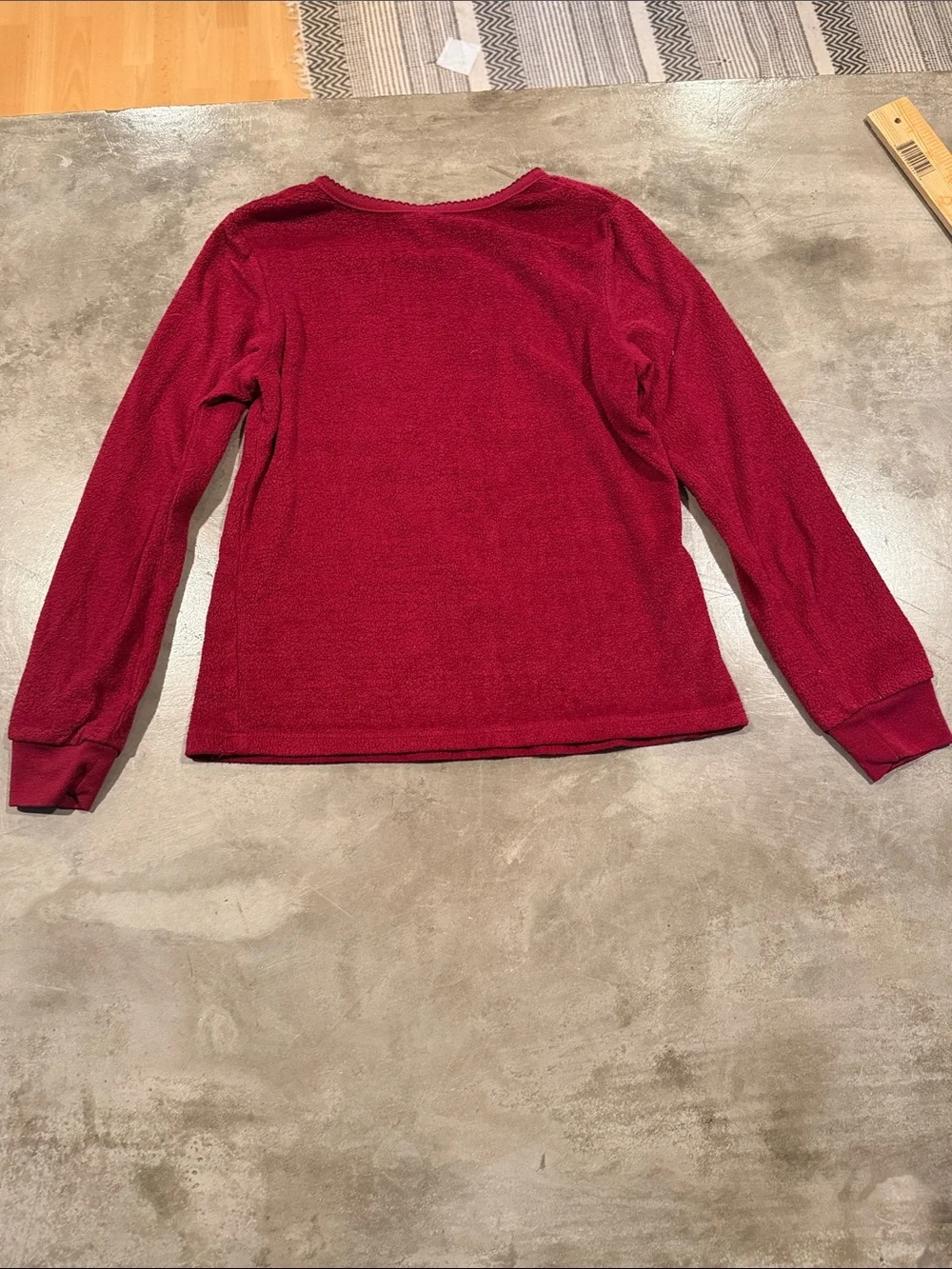 Members Mark graphic cozy red